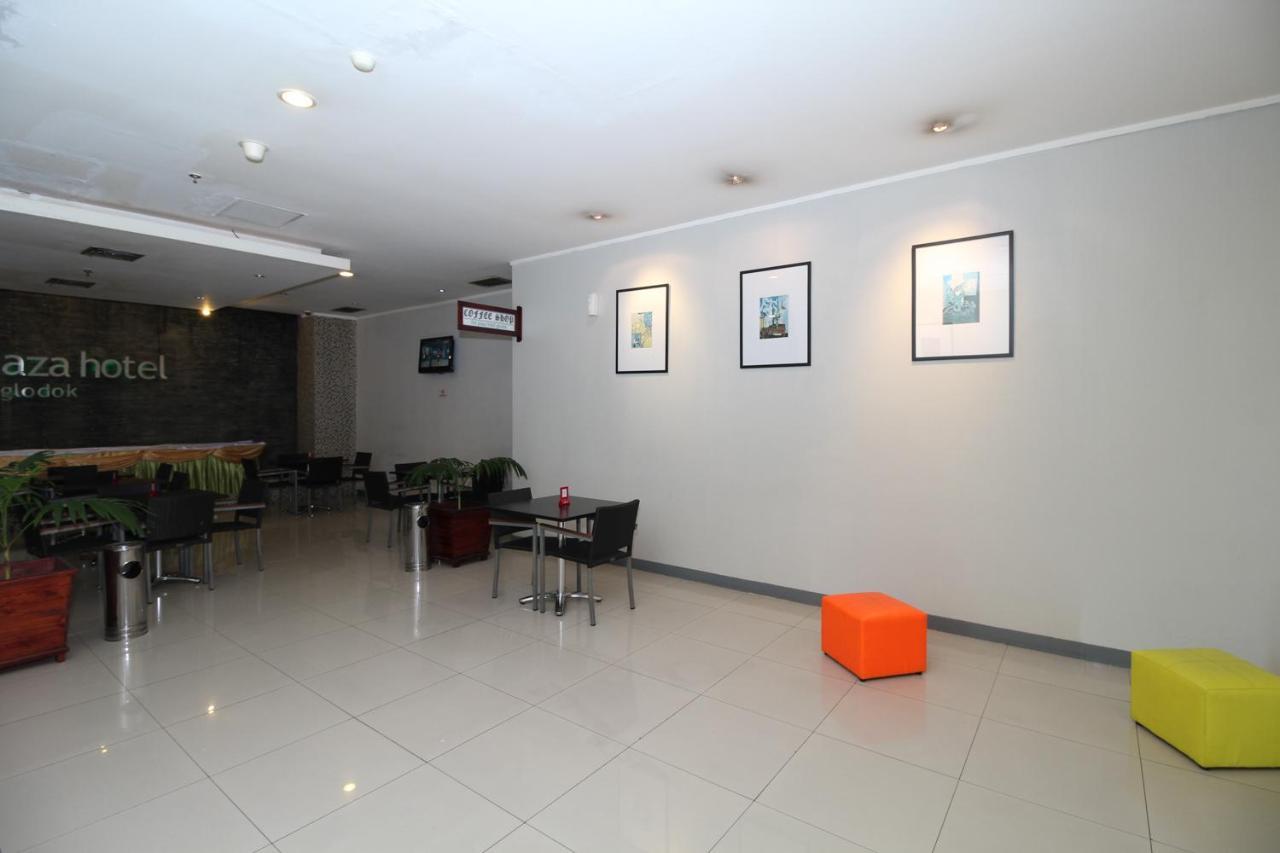 Airy Glodok Pinangsia Raya Jakarta Hotel Esterno foto