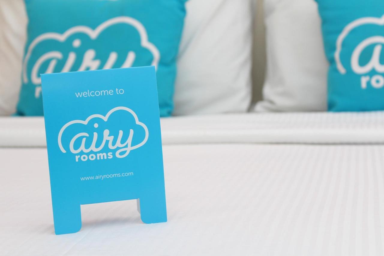 Airy Glodok Pinangsia Raya Jakarta Hotel Esterno foto
