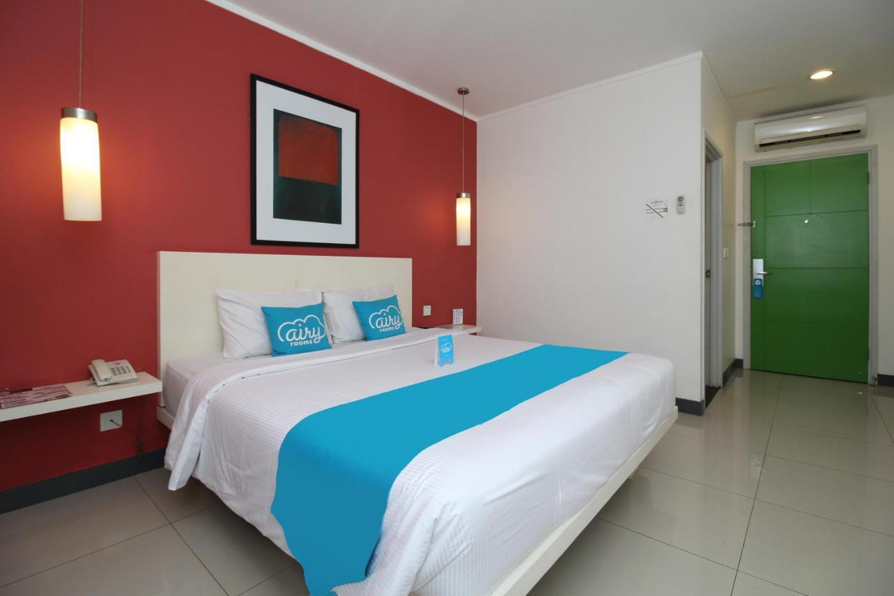 Airy Glodok Pinangsia Raya Jakarta Hotel Esterno foto